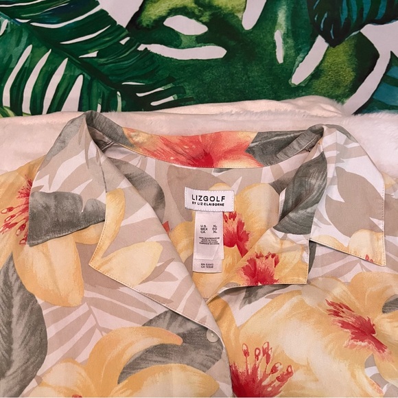 LizGolf Liz Claiborne XL 100% Silk Floral White Green Button Down Sleeveless Top - Picture 7 of 7